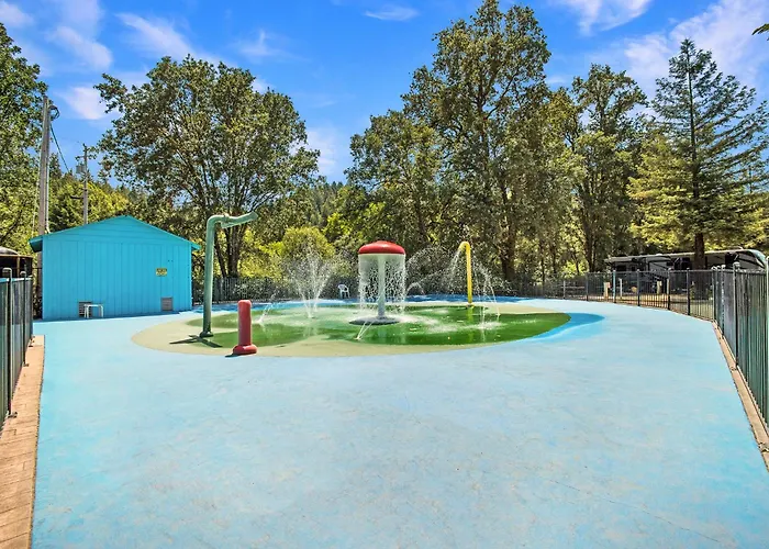 Mendocino Redwoods Rv Resort